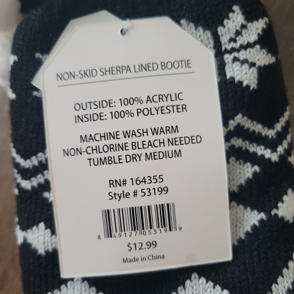 Cozy Hub Non-Skid Sherpa Lined Slipper Socks - Picture 4 of 5